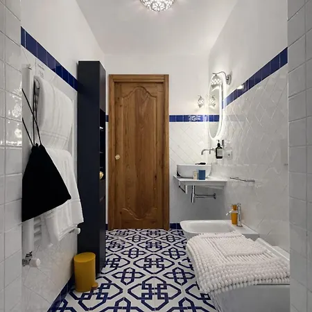 Gasthuis Luxury Maison Cherie - Charme & Sea View