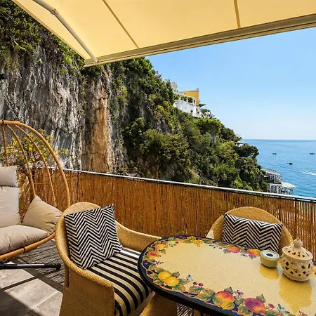 Luxury Maison Cherie - Charme & Sea View Pensionat