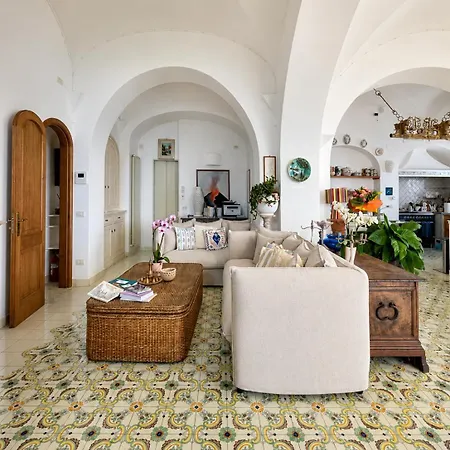 Pensionat Luxury Maison Cherie - Charme & Sea View 4*