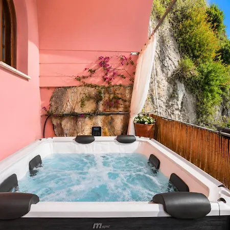 Pensionat Luxury Maison Cherie - Charme & Sea View